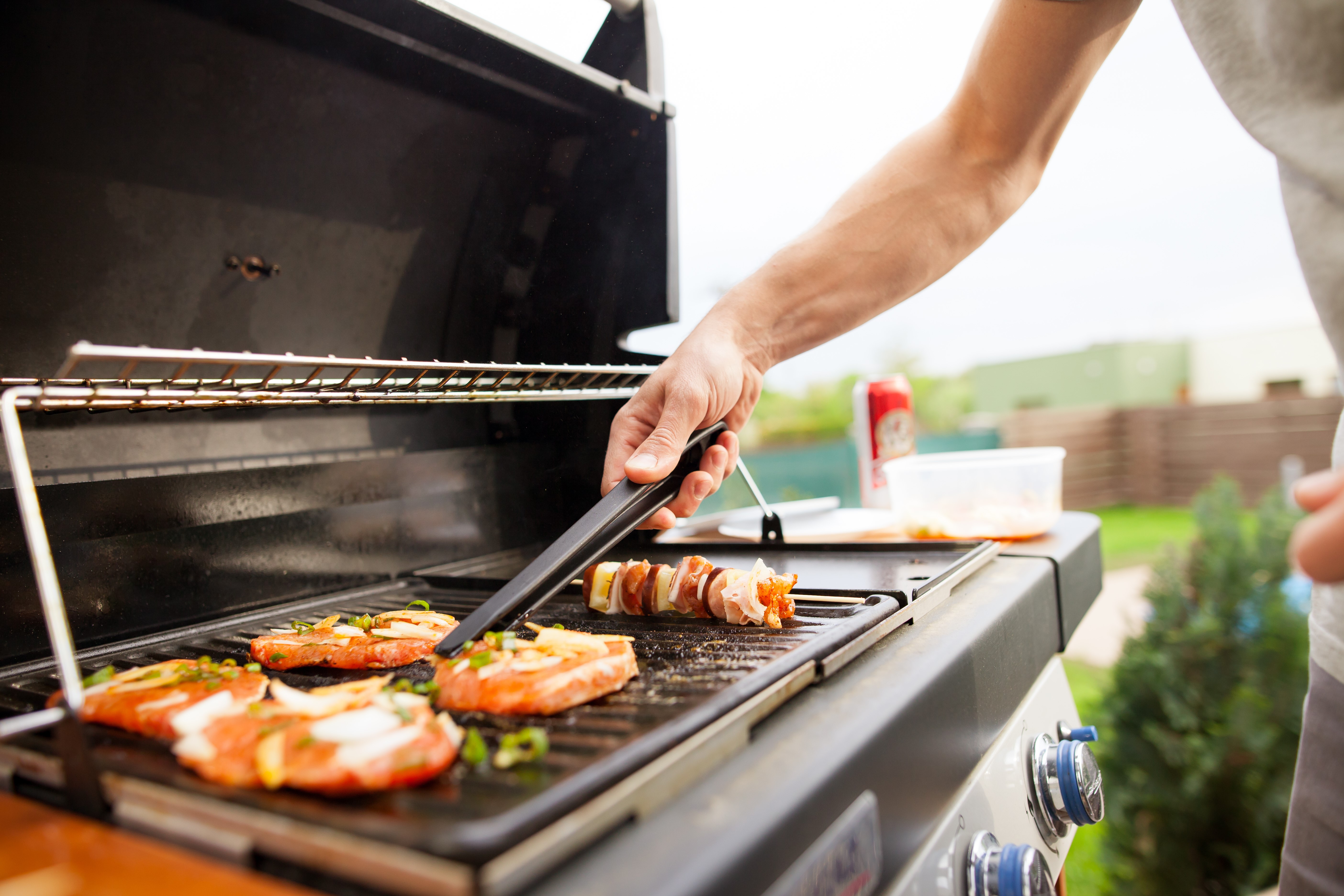 What to use to Clean Stainless Steel Grills